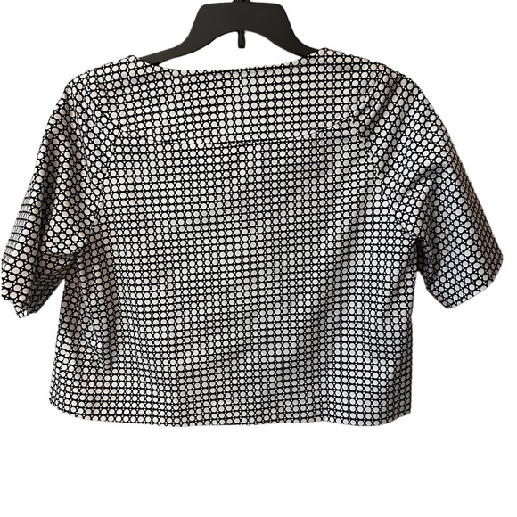 AGB Women’s Short  Black & White Jacket - 3 Buttons Down the Front - Size 12 - Picture 4 of 10